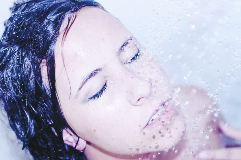 La légionellose se contracte souvent par les voies respiratoires au contact d’eau contaminée via les douches.Photo DR