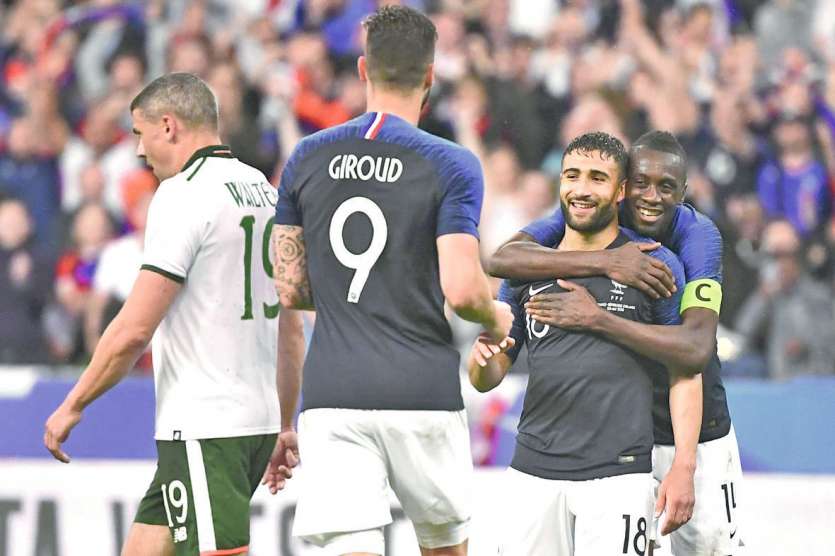 Nabil Fékir (N° 18) a inscrit le deuxième but tricolore face à l’Irlande mardi. Photo AFP