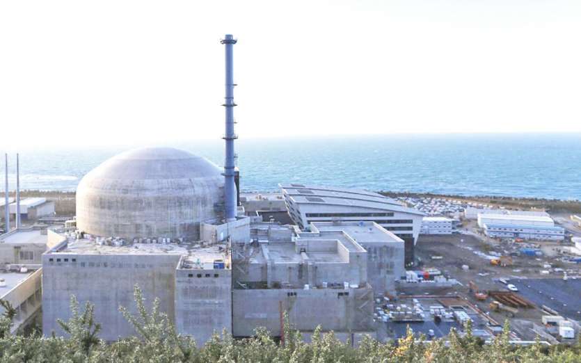 L’EPR de Flamanville en France, pour lequel EDF vient encore d’annoncer fin mai envisager « quelques mois » de retard supplémentaire.Photo AFP
