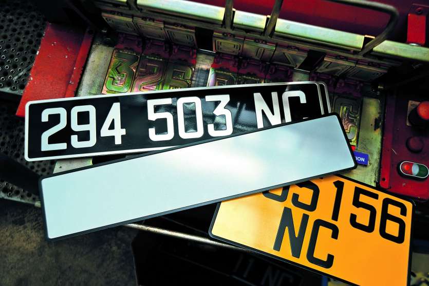 Le prix des plaques d’immatriculation réglementé LNC.nc Les