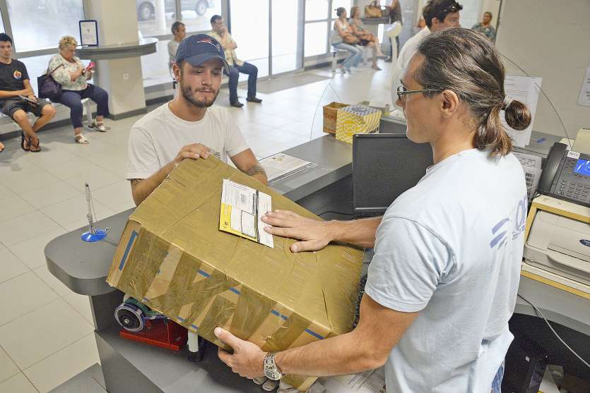 Selon l’OPT, il n’y a aucune raison que les colis et les paquets soient bloqués en Nouvelle-Calédonie au niveau de ses services. Photo archives LNC