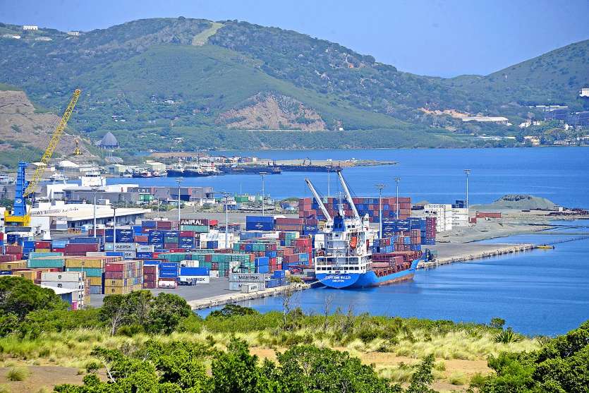 Onze « cas contact » travaillant au port sont en quatorzaine à l’hôtel. Une douzième personne est recherchée. Archives LNC