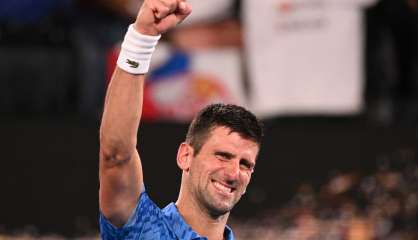 Open d'Australie: Djokovic affrontera Tsitsipas en finale pour un 22e titre du Grand Chelem