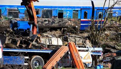 Collision ferroviaire en Grèce : la justice élargit ses poursuites