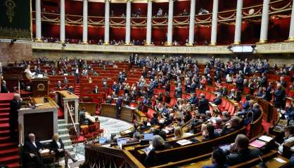 Retraites: l'heure de vérité pour la réforme de Macron au Parlement
