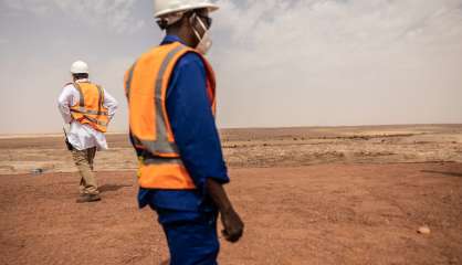 Au Niger, les millions de tonnes de déchets d'une mine d'uranium font peur 