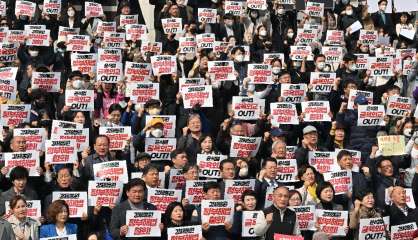 Corée du Sud: des victimes de travail forcé au Japon fustigent le plan d'indemnisation de Séoul 