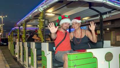 Nouméa : le voyage en train jusqu'à la maison de Noël, 