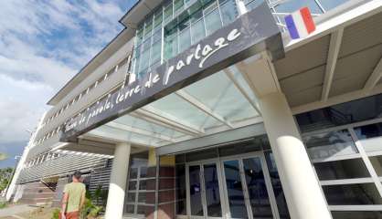 Le gouvernement contraint de déménager