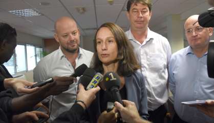 Les membres de l'Avenir en Confiance au gouvernement dénoncent une