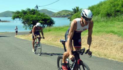 Triathlon : Mathieu Szalamacha devance Patrick Vernay