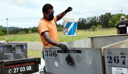 Païta : une collecte de déchets dangereux devant l'Arène du Sud
