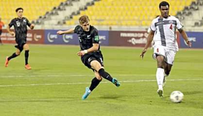 Football : la Calédonie termine par une lourde défaite au Qatar