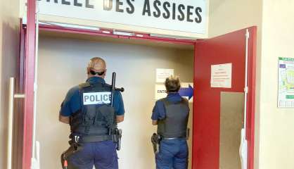 Assises : trois ans de prison pour des violences répétées et menaces de mort sur sa compagne