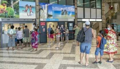 Hausse des redevances d’atterrissage : la CCI veut réduire le déficit de Magenta