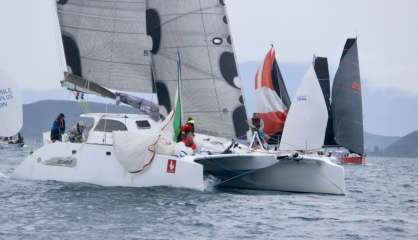 Groupama Race : Rushour au niveau de Belep