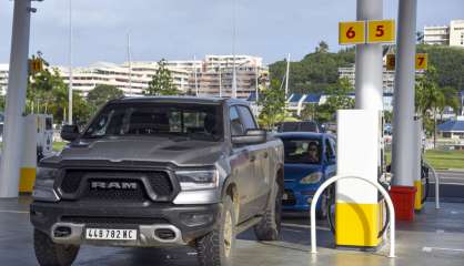 Carburants : les prix vont encore grimper en août malgré une baisse des taxes