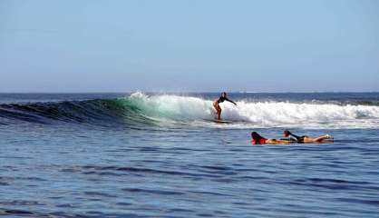 Remise à l'eau compliquée pour le surf