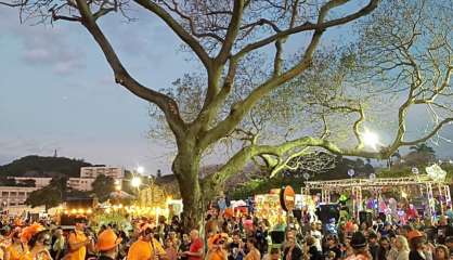 Chars, costumes, défilé… le carnaval de Nouméa a commencé