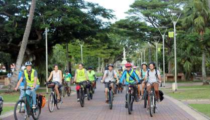 Place des cocotiers : Rassemblés pour promouvoir la pratique du vélo au centre-ville et ailleurs