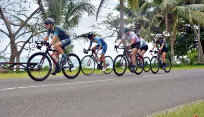 Cyclisme : Hortense Happey et David Schavits en solitaire à Hienghène