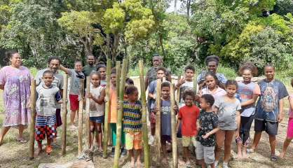 Sarraméa : les enfants préparent la fête culturelle