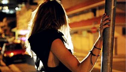 Déçu par une prostituée à Nouméa, un homme caillasse un taxi et termine en garde à vue