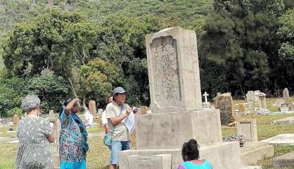 Les tombes japonaises sortent de l'anonymat à Thio