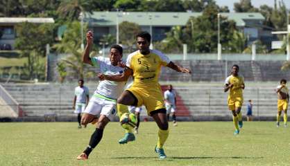 Football : Magenta et Dumbéa perdent gros