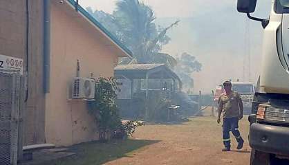 Violent incendie de brousse à Poya, la circulation perturbée