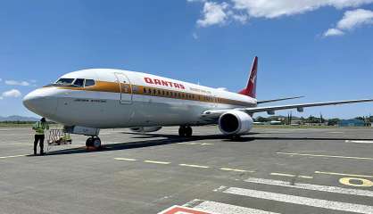 Un Boeing façon années 1970 se pose à La Tontouta