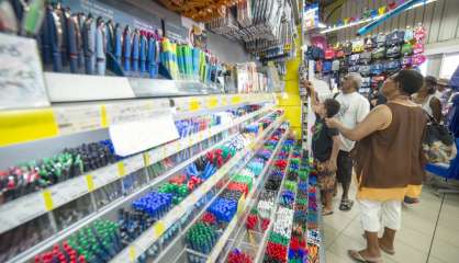 Une collecte de fournitures scolaires dans les McDonald's du Grand Nouméa