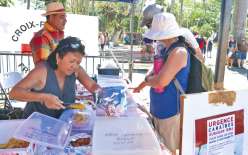 En partenariat avec la Croix-Rouge, l’amicale Antilles-Guyane a organisé une vente de spécialités au profit des sinistrés des ouragans Irma et Donna, notamment la Dominique.