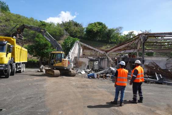 Émeutes : la Nouvelle-Calédonie lance 10 milliards de francs de travaux de reconstruction