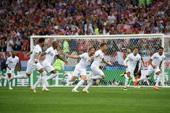 L'Angleterre mène 1 à 0 contre la Croatie à la pause