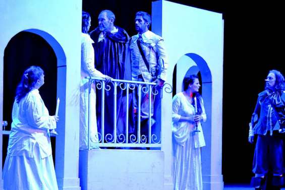 A l’abri du centre culturel ce week-end