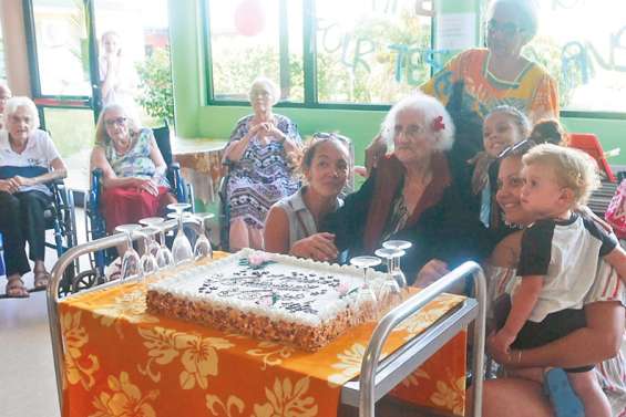 Andrée Lomont a célébré ses 100 ans