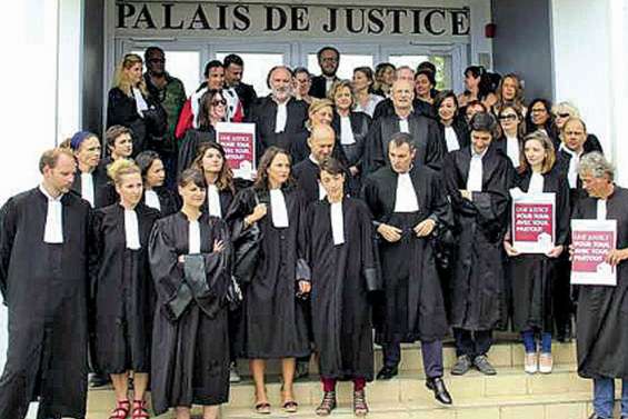 Les avocats se mobilisent pour « une justice pour tous »