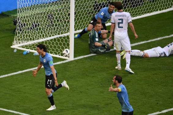 L'Uruguay finit en tête du groupe A, 2e place pour la Russie battue 3-0