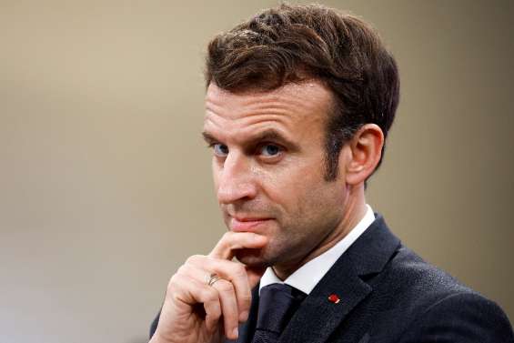 Présidentielle: Macron obtient son pass, la droite se dépasse