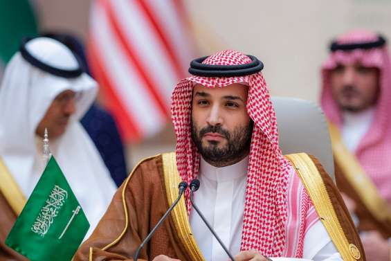 Macron reçoit le prince héritier saoudien, qui poursuit sa 