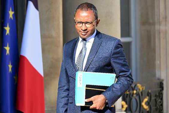 Première rentrée pour Pap Ndiaye, confronté à la crise du recrutement des enseignants