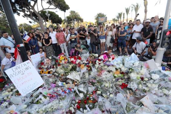 Attentat de Nice: une ville marquée mais 