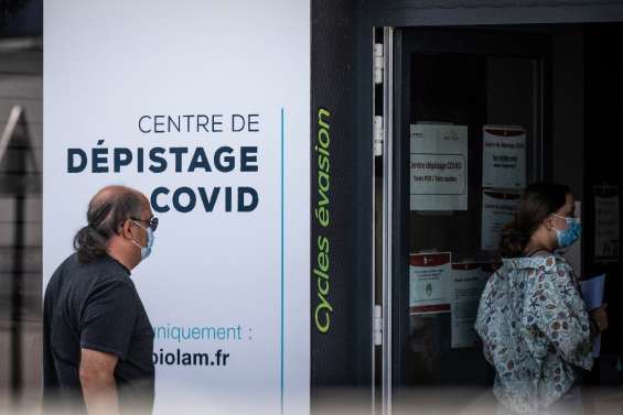 Covid-19: fin de la décrue, vers une possible huitième vague