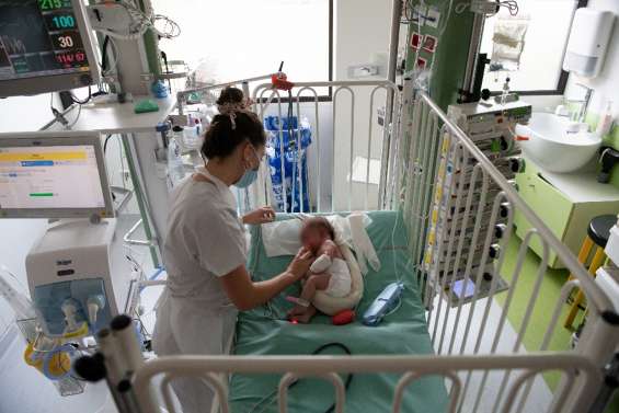 A l'hôpital pédiatrique Robert-Debré, les soignants en surtension