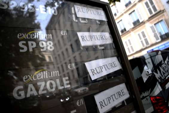 Carburants: la grève continue à TotalEnergies, le gouvernement juge 