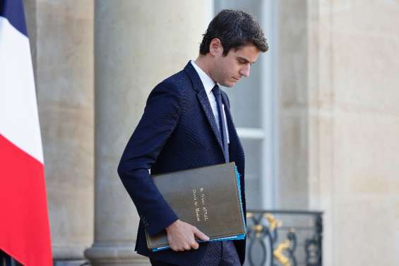 Face à l'inflation, le gouvernement présente un budget amendé pour 