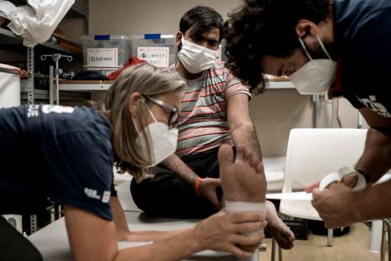 Bras de fer entre Paris et Rome sur l'Ocean Viking, navire humanitaire bloqué en mer