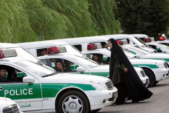 En Iran, des militants doutent de l'abolition de la police des moeurs
