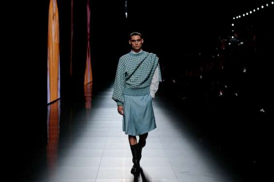 L'homme Dior se la coule douce, aisance et fluidité à la mode